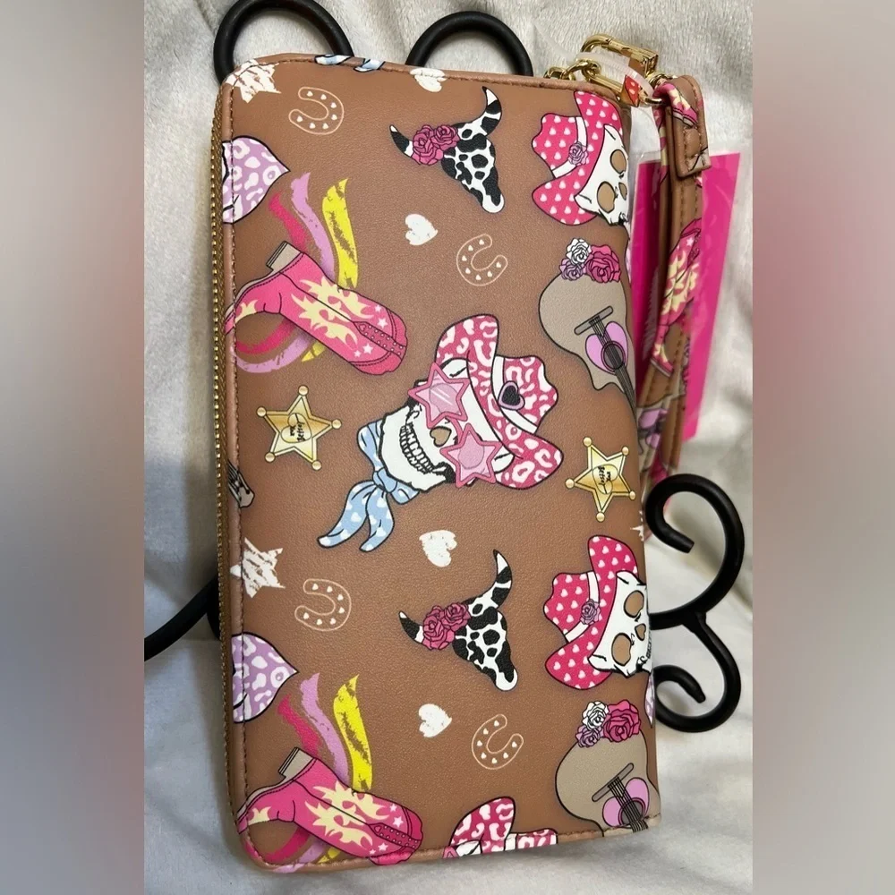 🩷☠️ BETSEY JOHNSON Western Cowboy Skull Print Zip Around Wristlet/Wallet🩷☠️NWT